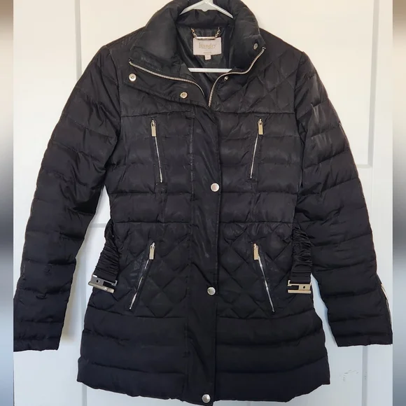 Women's Black Quilted Jacket - Picture 3 of 6